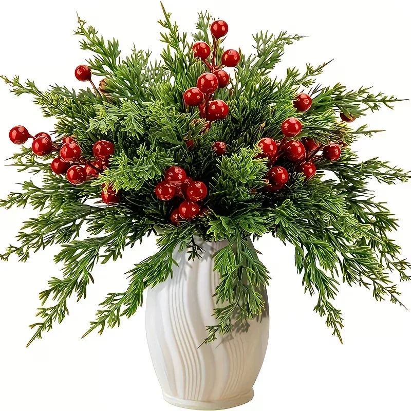 Christmas Tree Artificial - 2026年新作人工松の枝、赤いヒイラギの実付き、DIYクリスマス卓上装飾用プラスチック製緑の枝ギフト