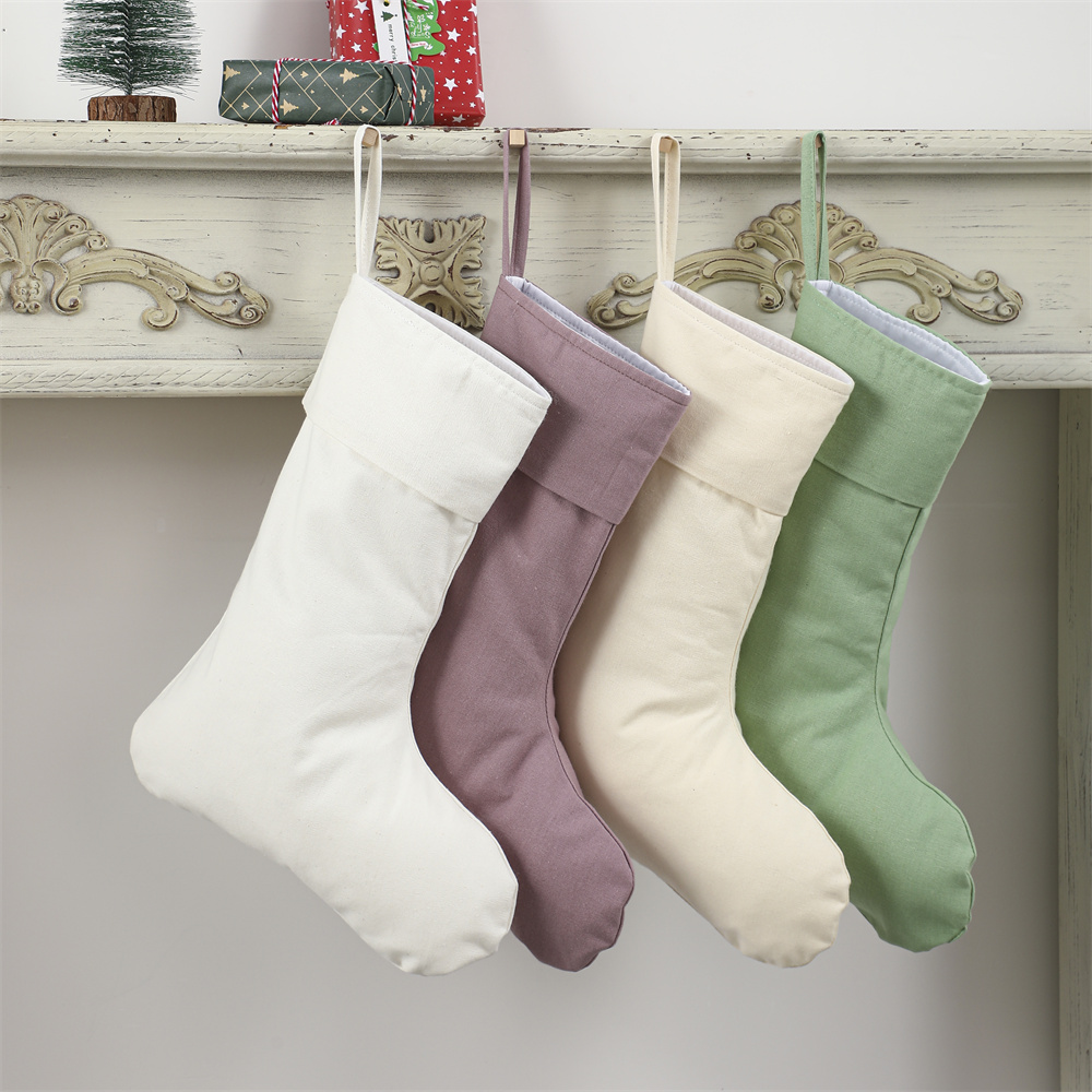 Christmas Stocking Hanging - リネン製クリスマスストッキング、ナチュラルプレーンソックス、暖炉に吊るすホームデコレーション用、モノグラムカスタムネーム入り