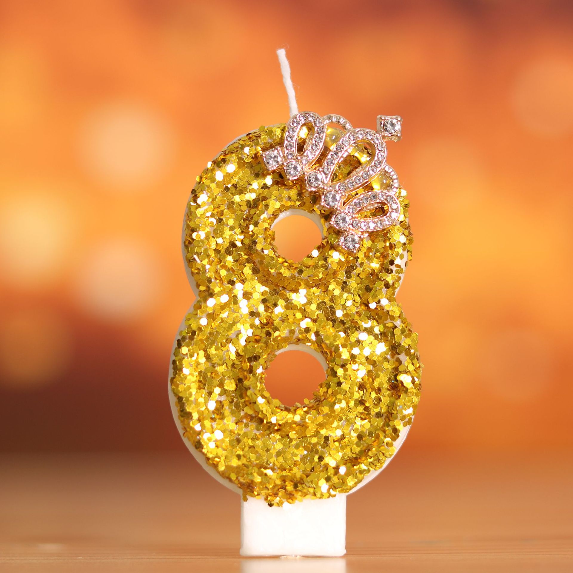 デジタルバースデーケーキゴールドクラウン立体ゴールドラージキ - Holiday Candle Set のレビューと価格
