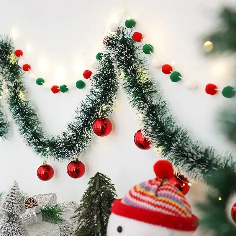 クリスマスティンセルリボンストリップグリッターガーランドリー - Tinsel Garland Decoration のレビューと価格