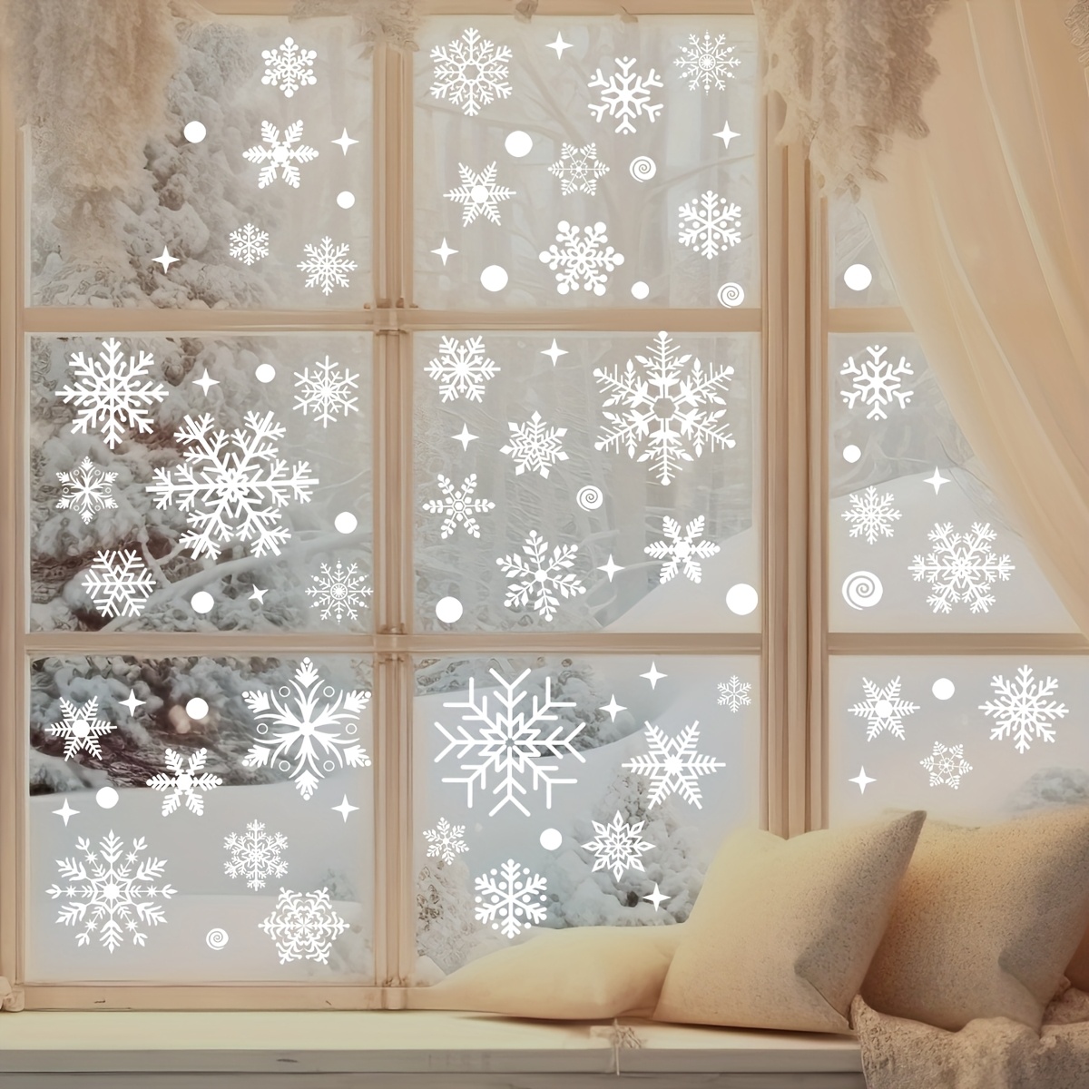 137枚 冬の雪の結晶静電気ステッカー - 再利用可能なPV - Snowflake Window Decal のレビューと価格