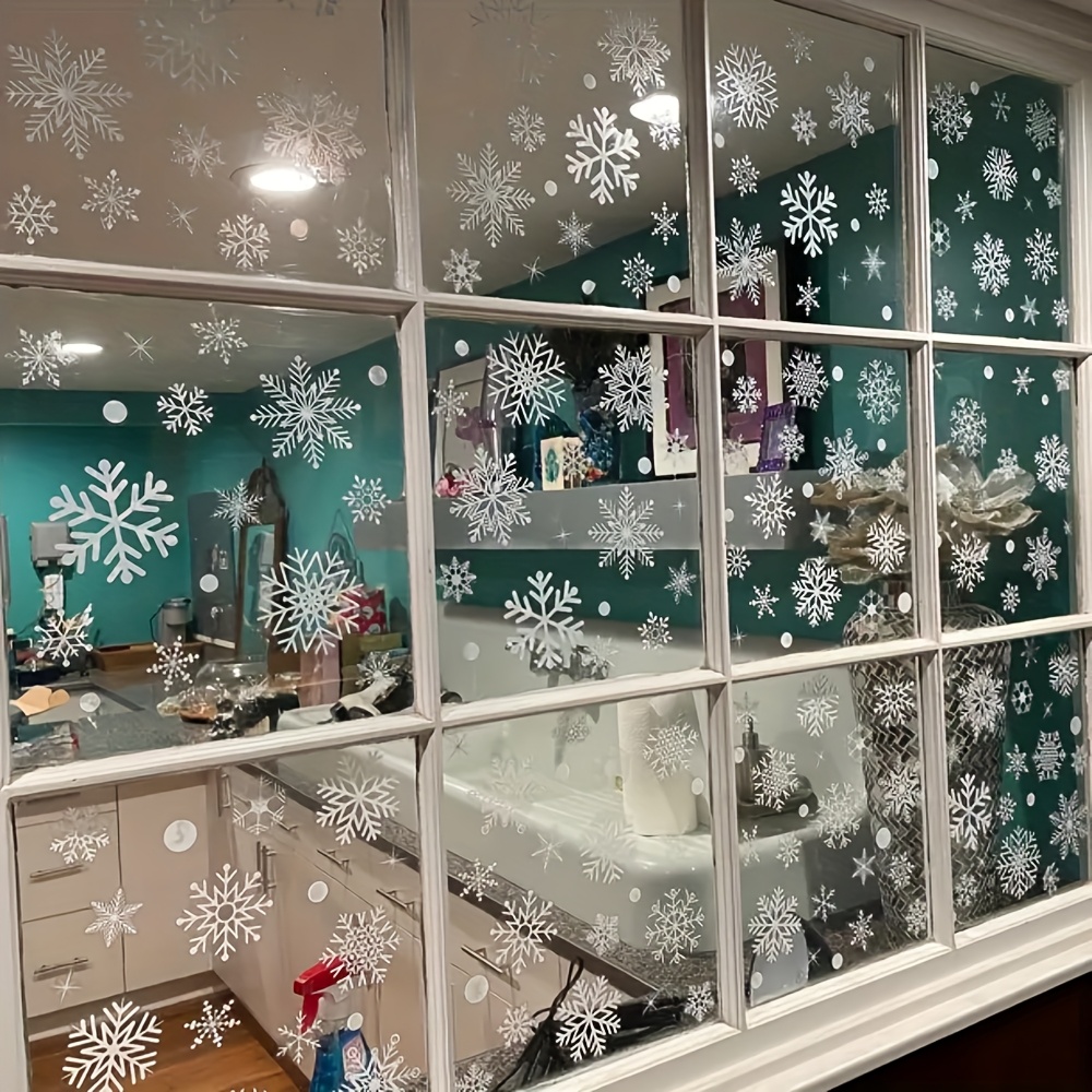 137枚 冬の雪の結晶静電気ステッカー - 再利用可能なPV - Snowflake Window Decal のレビューと価格